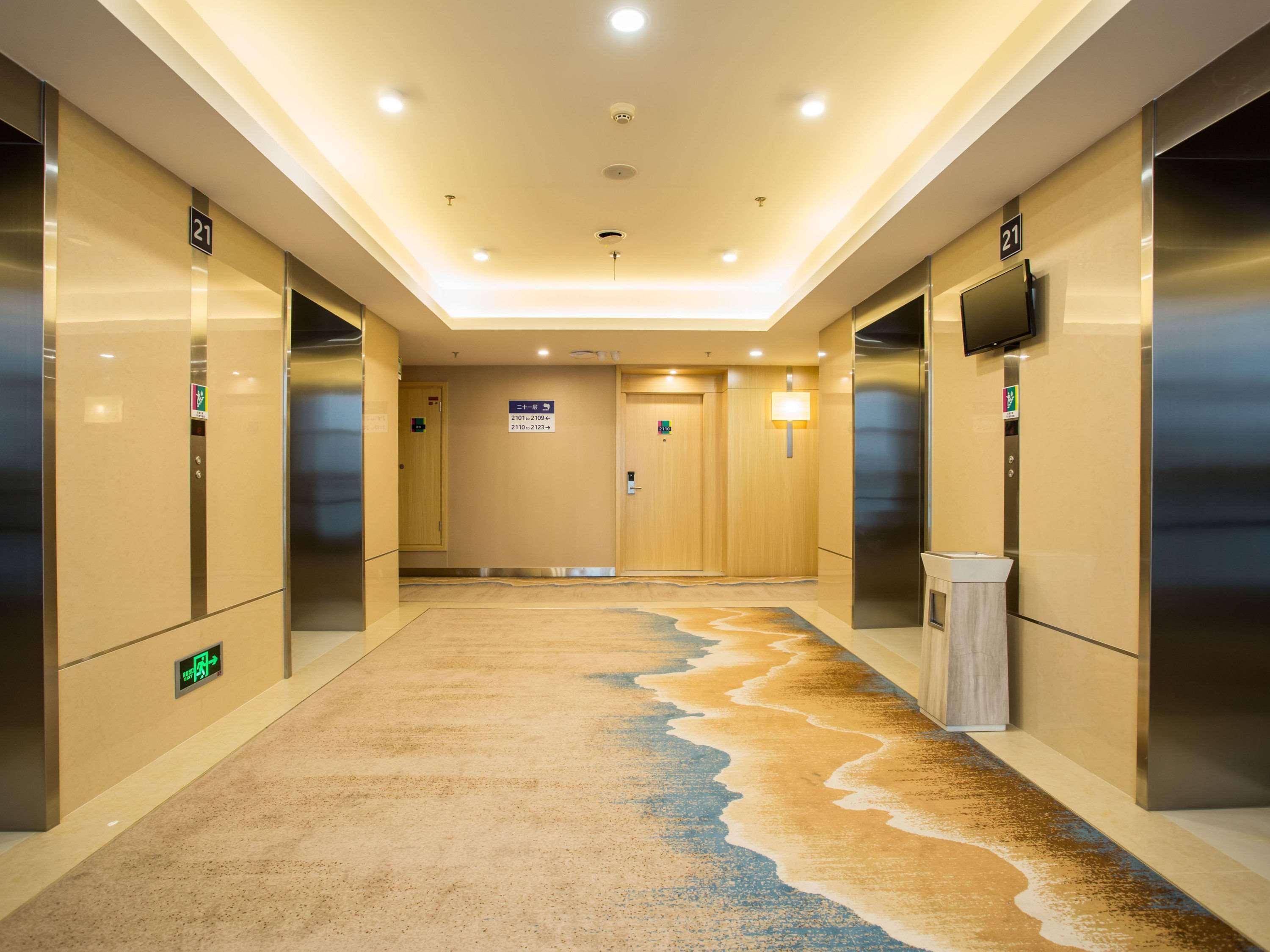 ไอบิส สไตล์ ฉางซา อินเตอร์เนชั่นแนล เอ็กซิบิชั่น Hotel Huangxing ภายนอก รูปภาพ